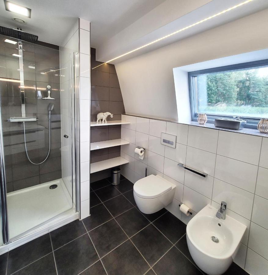 Schwimmendes Ferienhaus Sky Elsterheide Ngoại thất bức ảnh
